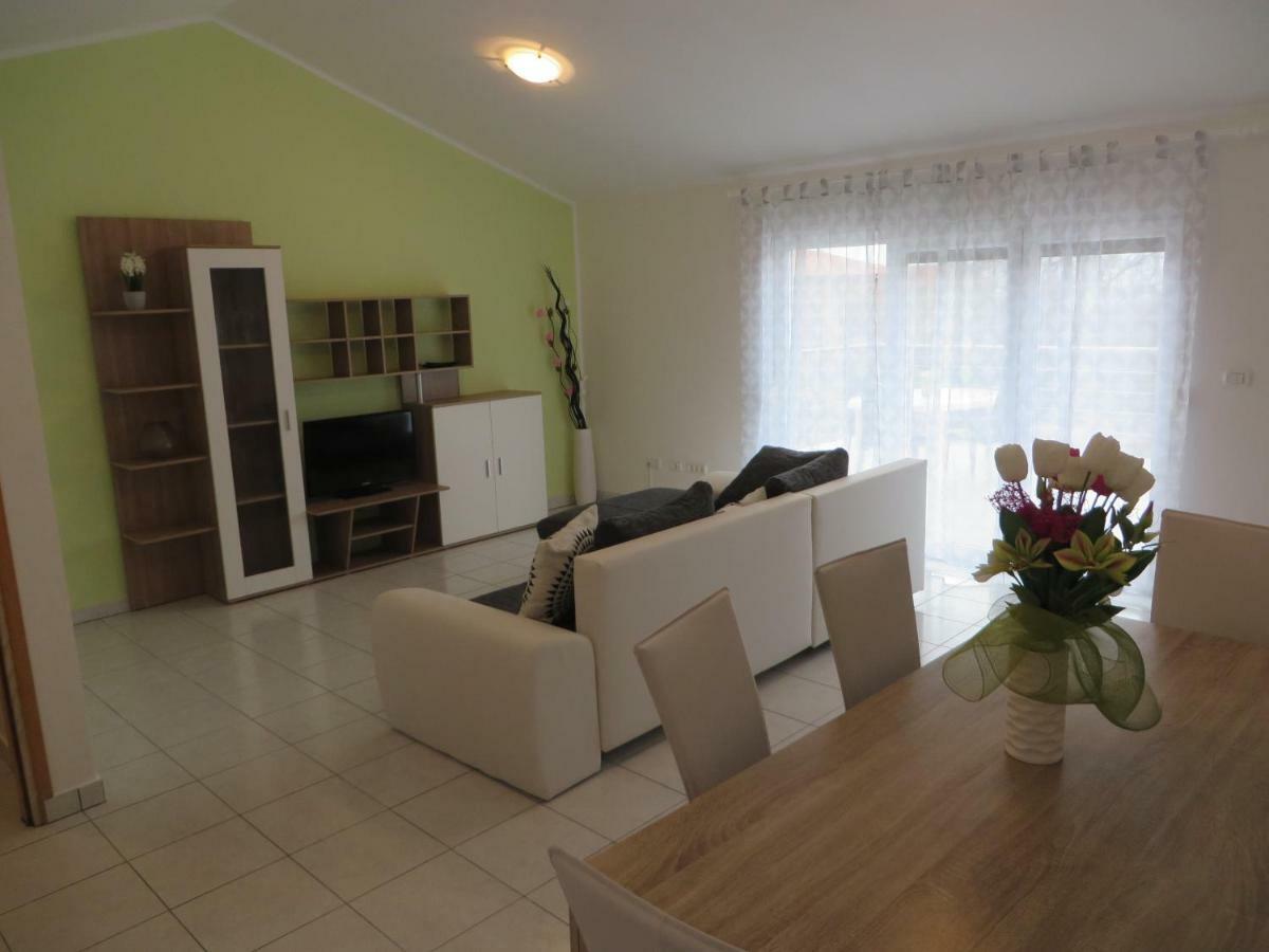 מדולין Apartment Mare מראה חיצוני תמונה